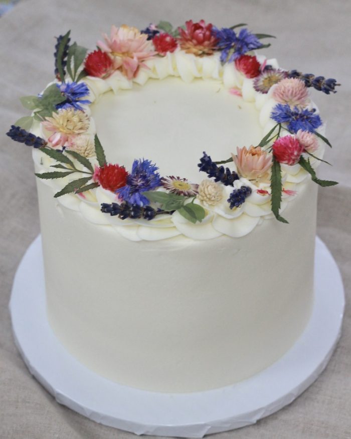 Dried floral signature cake